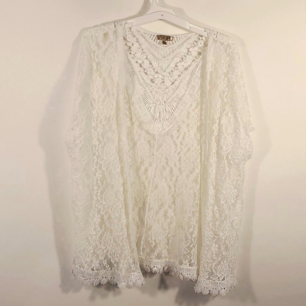 Lavish off white Lace Swimsuit cover-up Size 2XL
